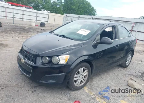 2016 Chevrolet Sonic Lt Auto z USA, uszkodzony, nr VIN 1G1JC5SB3G4158139